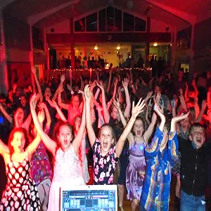 Kids mobile disco school disco and prom by Mindy's Roadshow